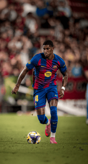 14场6球7助！巴萨捡到宝，28岁正值巅峰，自愿降薪儿萨梦